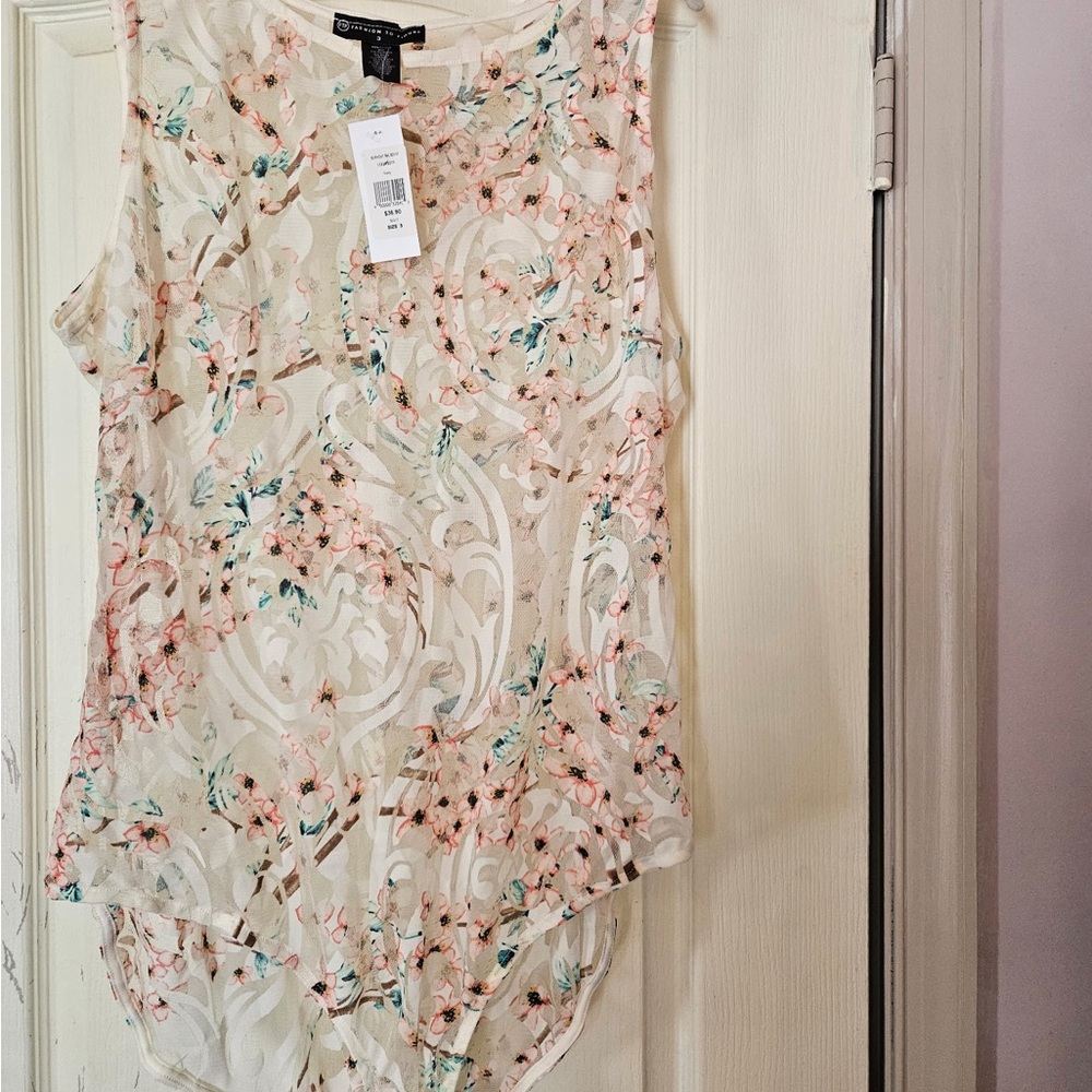 Fashion to Figure Floral Lace Bodysuit - Cream and Pink